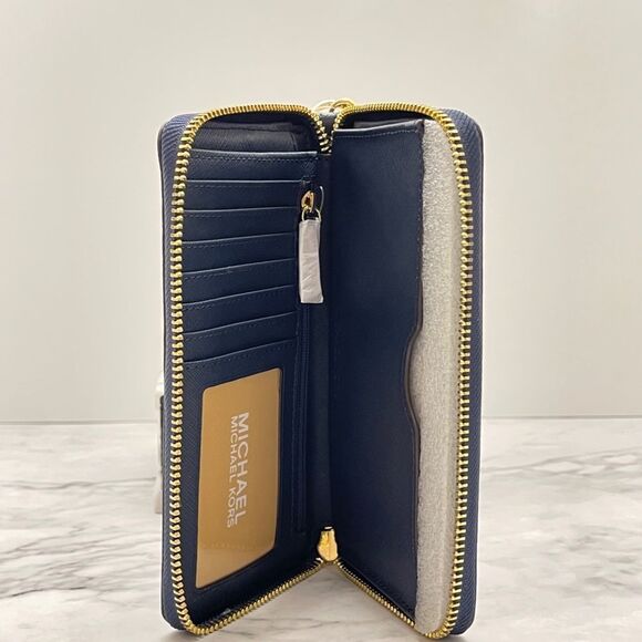 Michael Kors Jet Set Travel Large Flat Zip MF Phone Case Wristlet Wallet - Picture 4 of 5